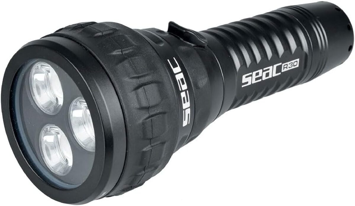 Test : seac R30, la torche de plongée ultime