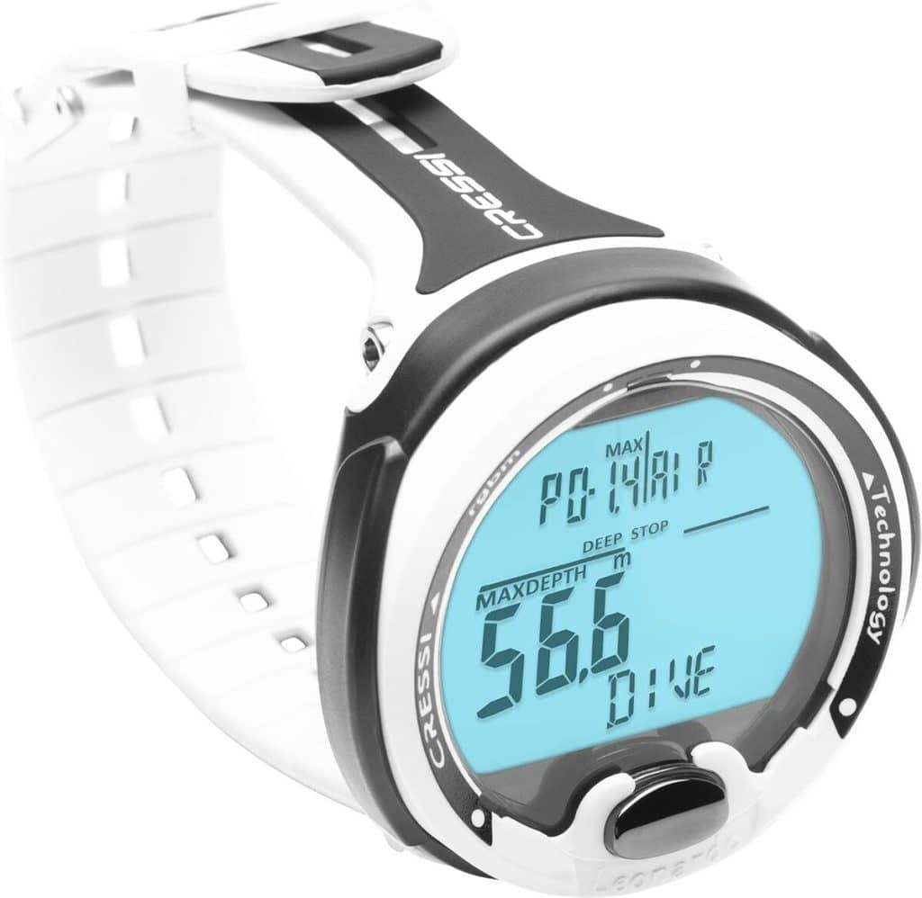 Test de l'ordinateur de plongée Cressi Leonardo blanc/noir