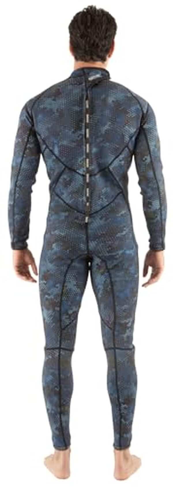 Découvrez notre analyse de la combinaison Seac Blue Sea 1, 5 mm pour hommes, idéale pour les amateurs de plongée qui recherchent confort et durabilité avec un design bleu camo attrayant.