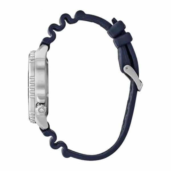 Découvrez la Citizen Promaster BN0169-03X, une montre de plongée performante et robuste qui allie style et fonctionnalité pour les passionnés de plongée et d'aventure sous-marine