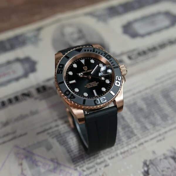 Découvrez la performance étanche à 100m de la montre de plongée Pagani PD-1651 et sa place incontournable parmi les montres de plongée professionnelles.