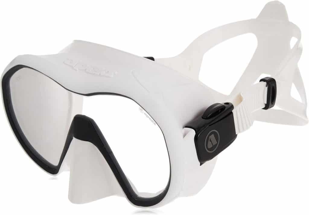 Test du masque de plongée Apeks VX 1 Pure Clear : vision ultra claire