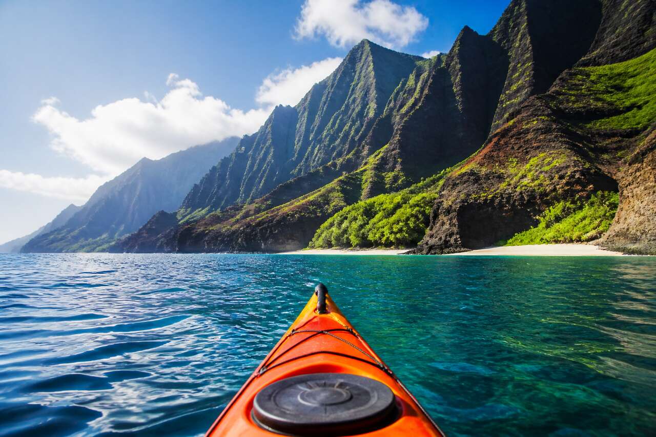 Aventure en kayak au cœur des falaises : exploration de la Na Pali Coast