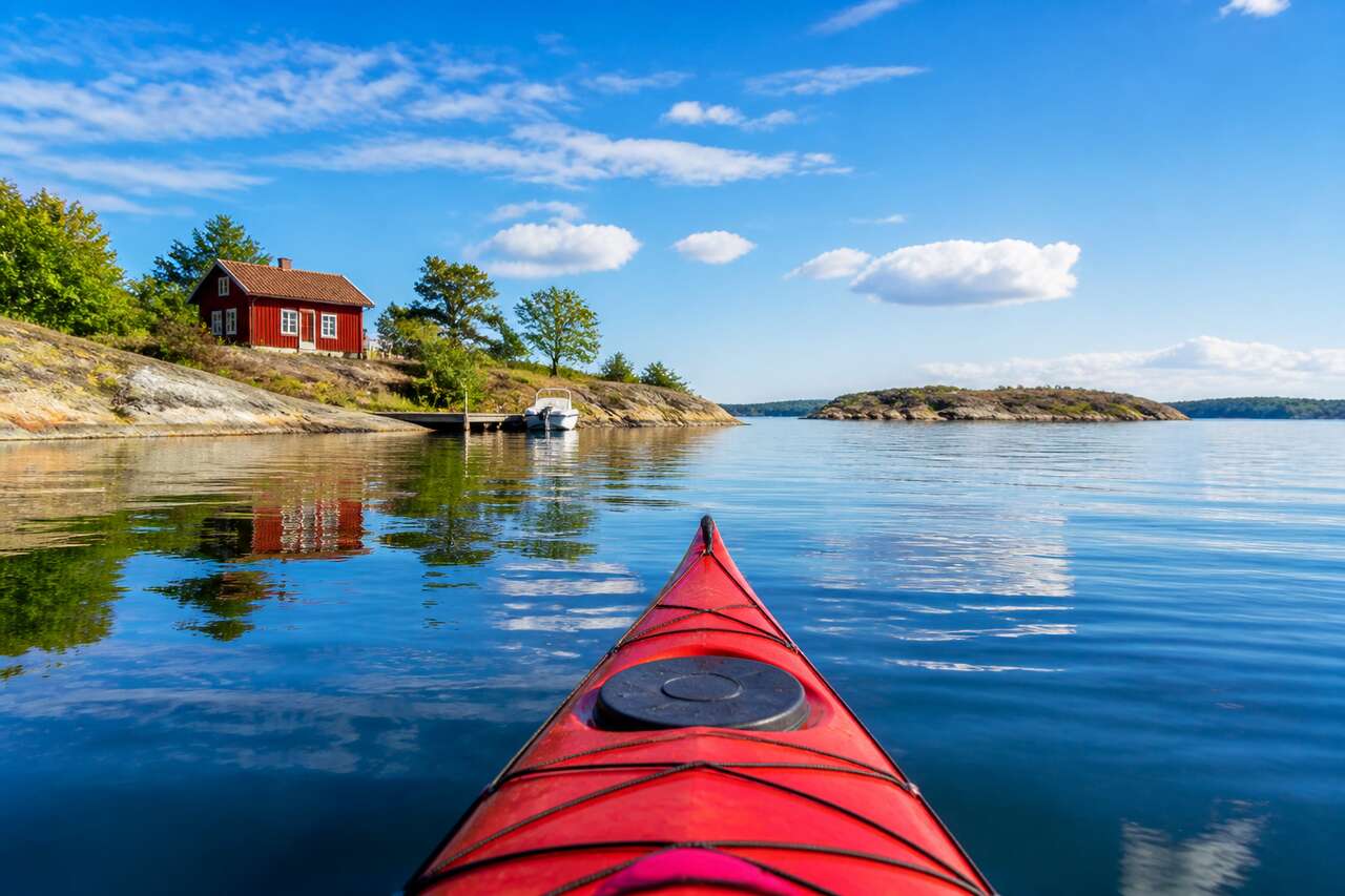 Découverte des îles de l'archipel de Stockholm en kayak : une aventure insulaire unique