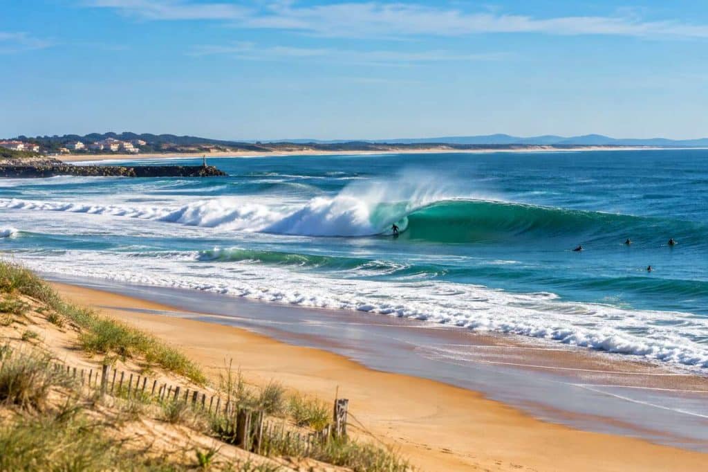 Les spots de surf légendaires d'Hossegor : où attraper la meilleure vague