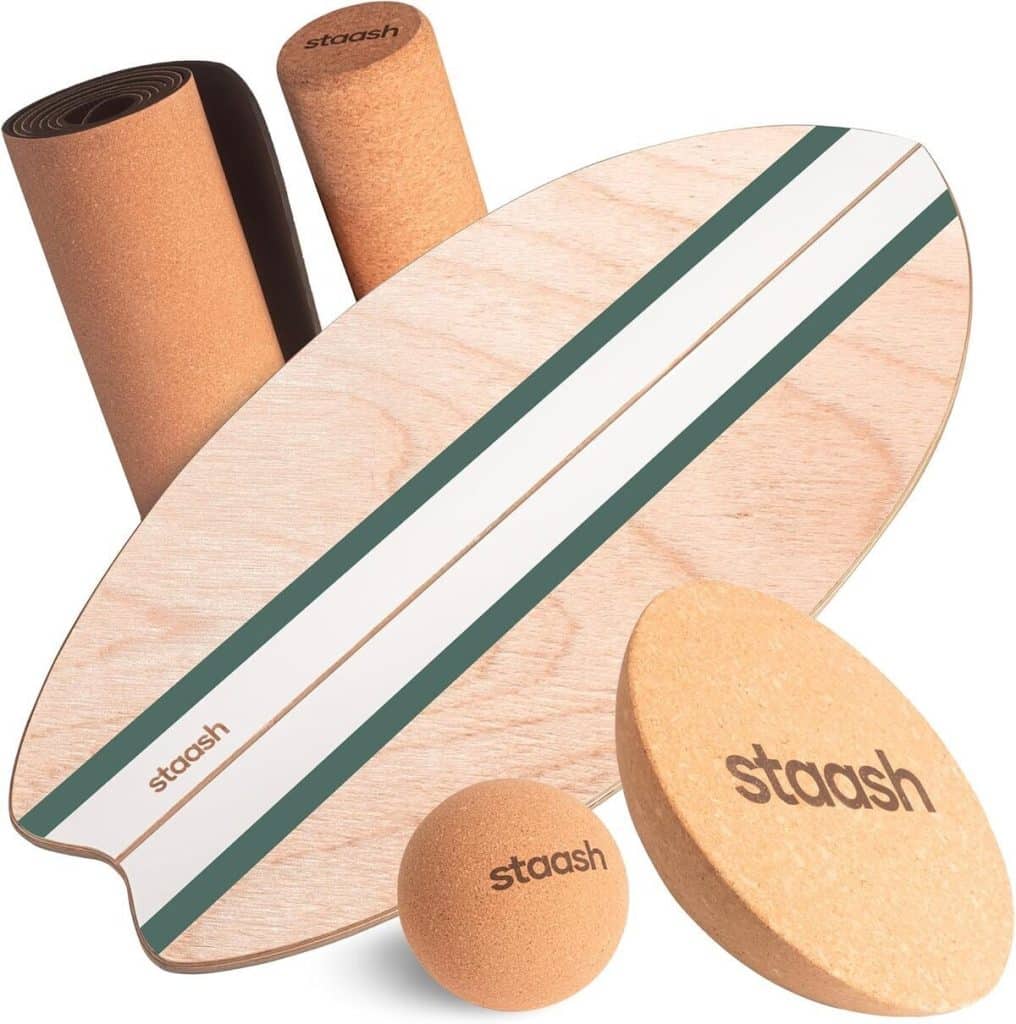 Test de la planche d'équilibre STAASH® en bois pour fitness et yoga
