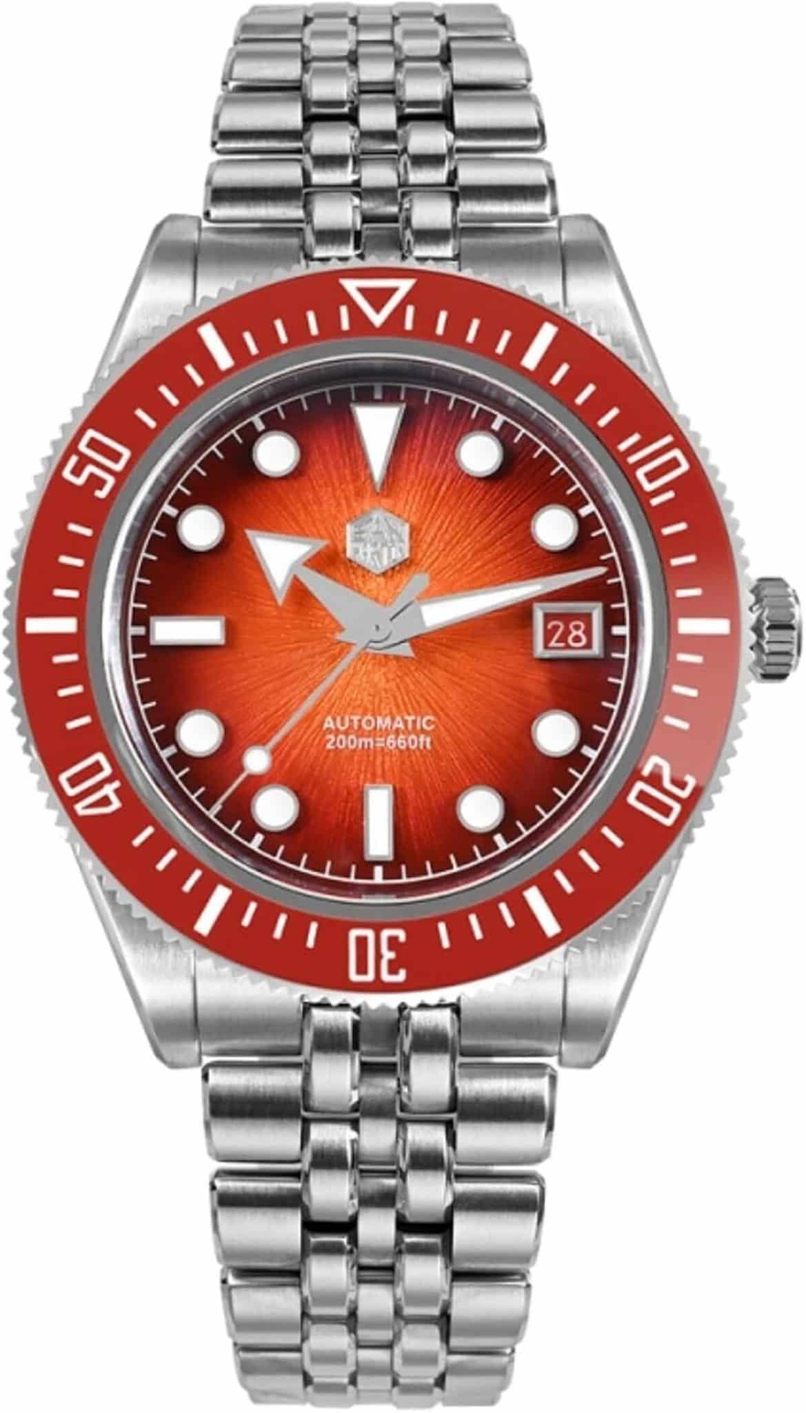 Test : montre de plongée San Martin SN0148G, design moderne